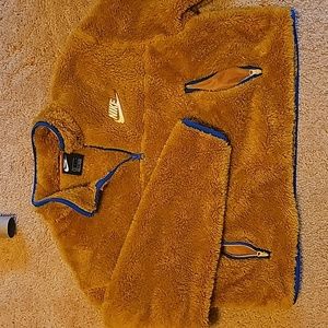 Nike crop fleece sweater